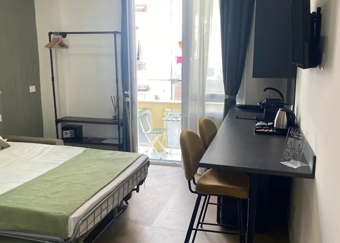 Dulcis In Fundo Πανσιόν 4*